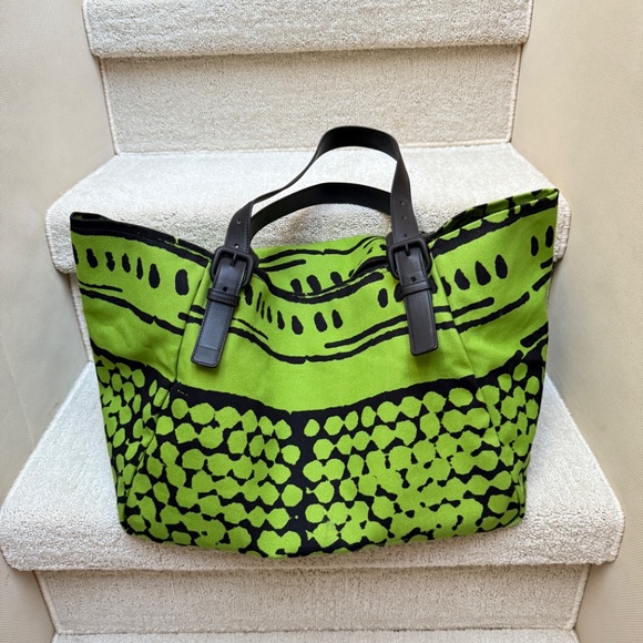 Bottega Veneto Canvas Vache Bubble Bag in Black & Green - Picture 6 of 6